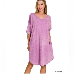 394 🌻Zenana ACID-WASHED FRENCH TERRY TEE SHIRTS DRESS
POCKETS